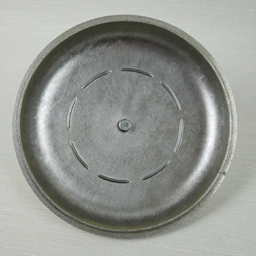 Vintage Club Cookware 8.5